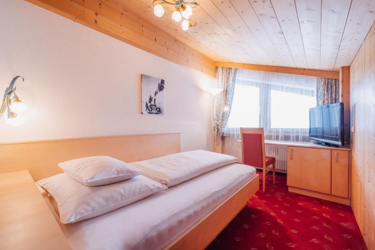 Hotel Garni Lavendel Лех ам Алберг Екстериор снимка