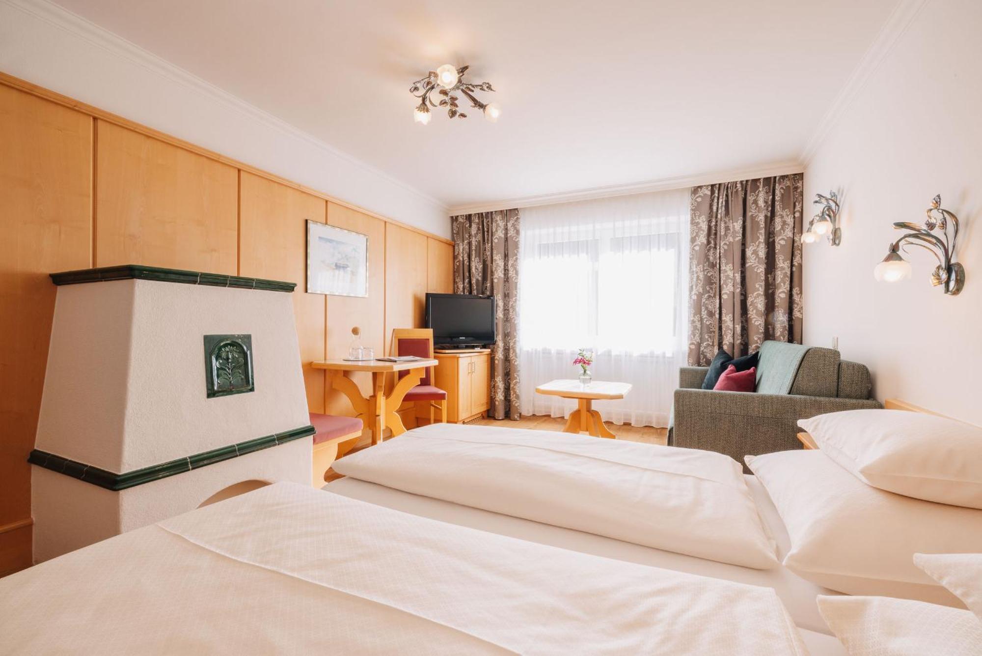 Hotel Garni Lavendel Лех ам Алберг Екстериор снимка